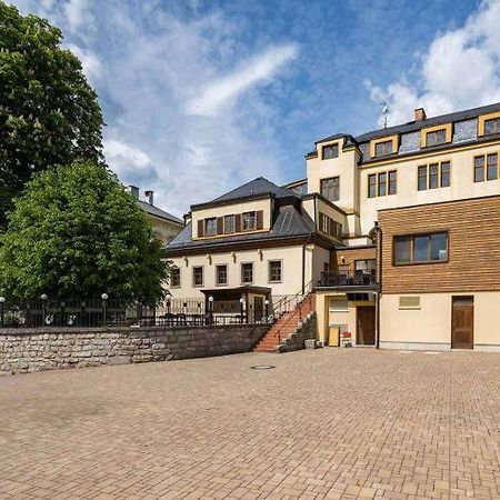 Hotel Zlaty Lev Jablonec nad Nysą Zewnętrze zdjęcie